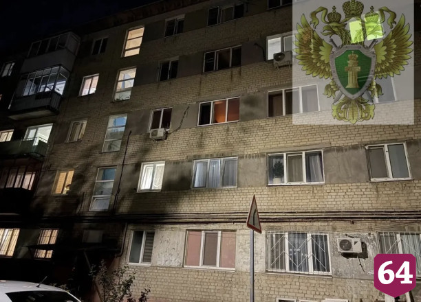 В Саратове двухлетний ребенок упал с 3-го этажа и выжил